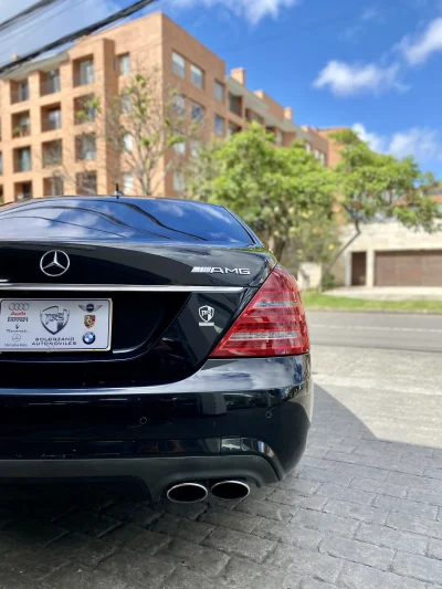 Mercedes Benz AMG S63