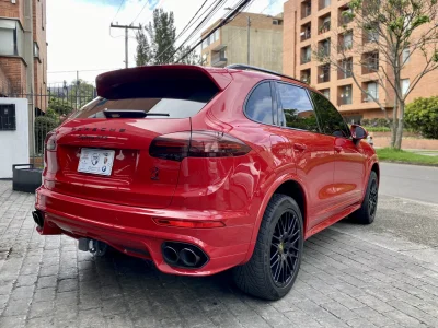 Porsche Cayenne GTS