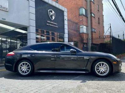 Porsche Panamera S