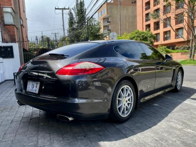 Porsche Panamera S