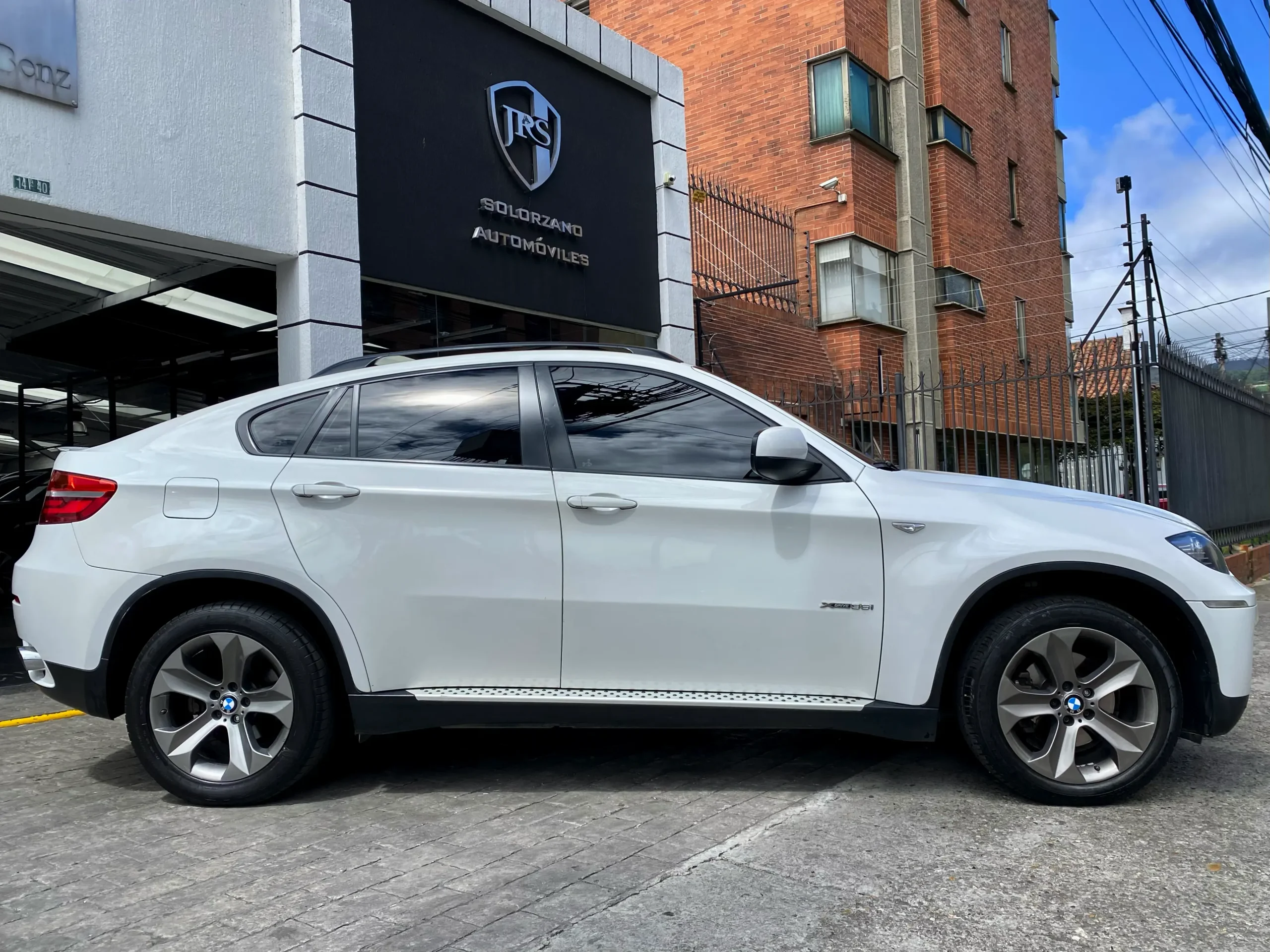 BMW X6