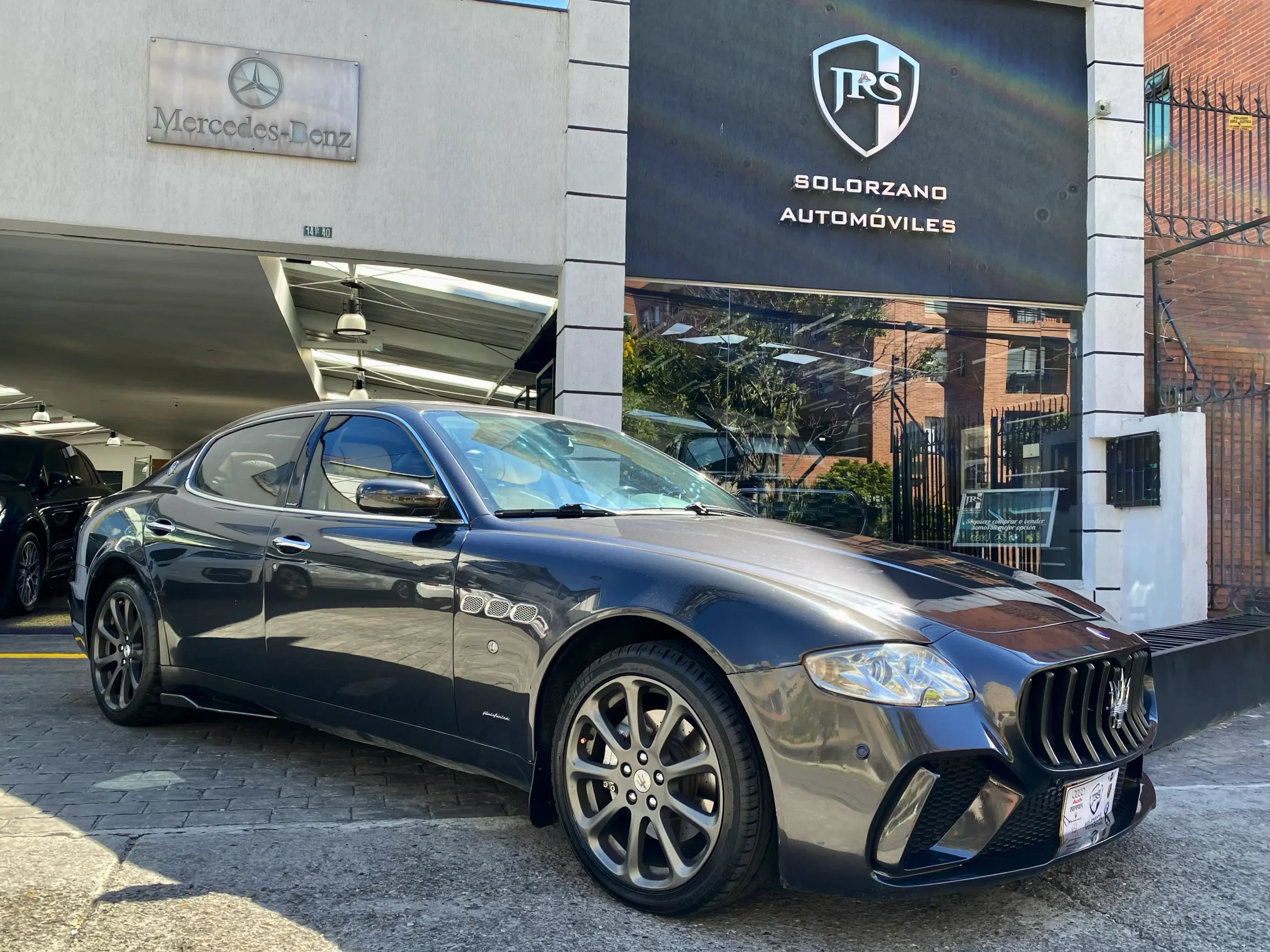 Maserati Quattroporte