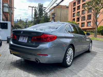 BMW 520i