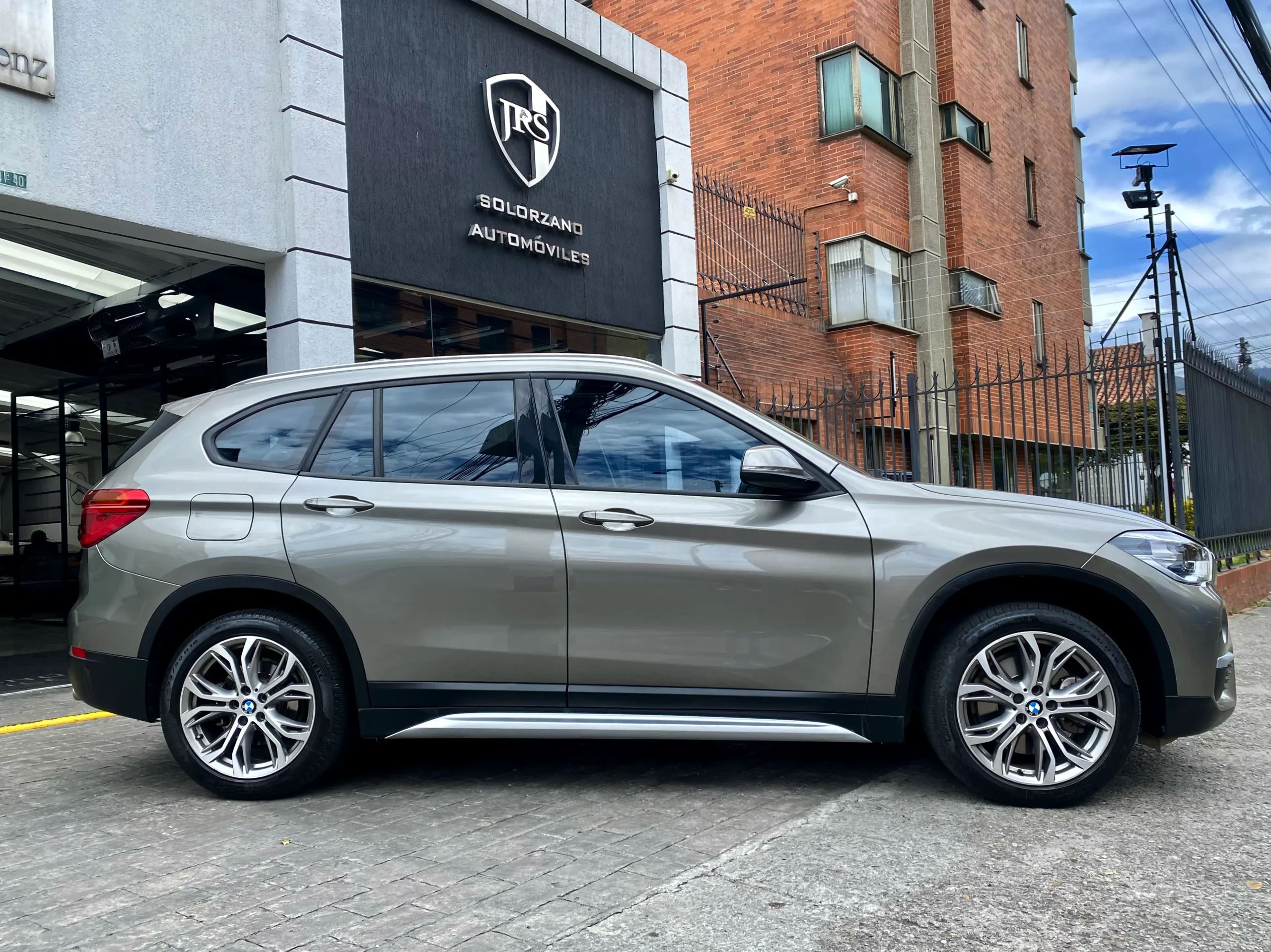 BMW X1