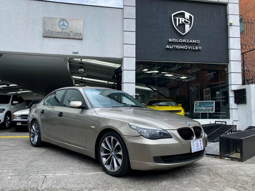 BMW 525i