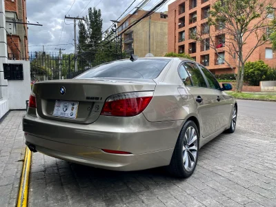 BMW 525i