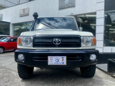 Toyota Land Cruiser 70