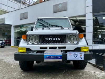 Toyota FJ 73