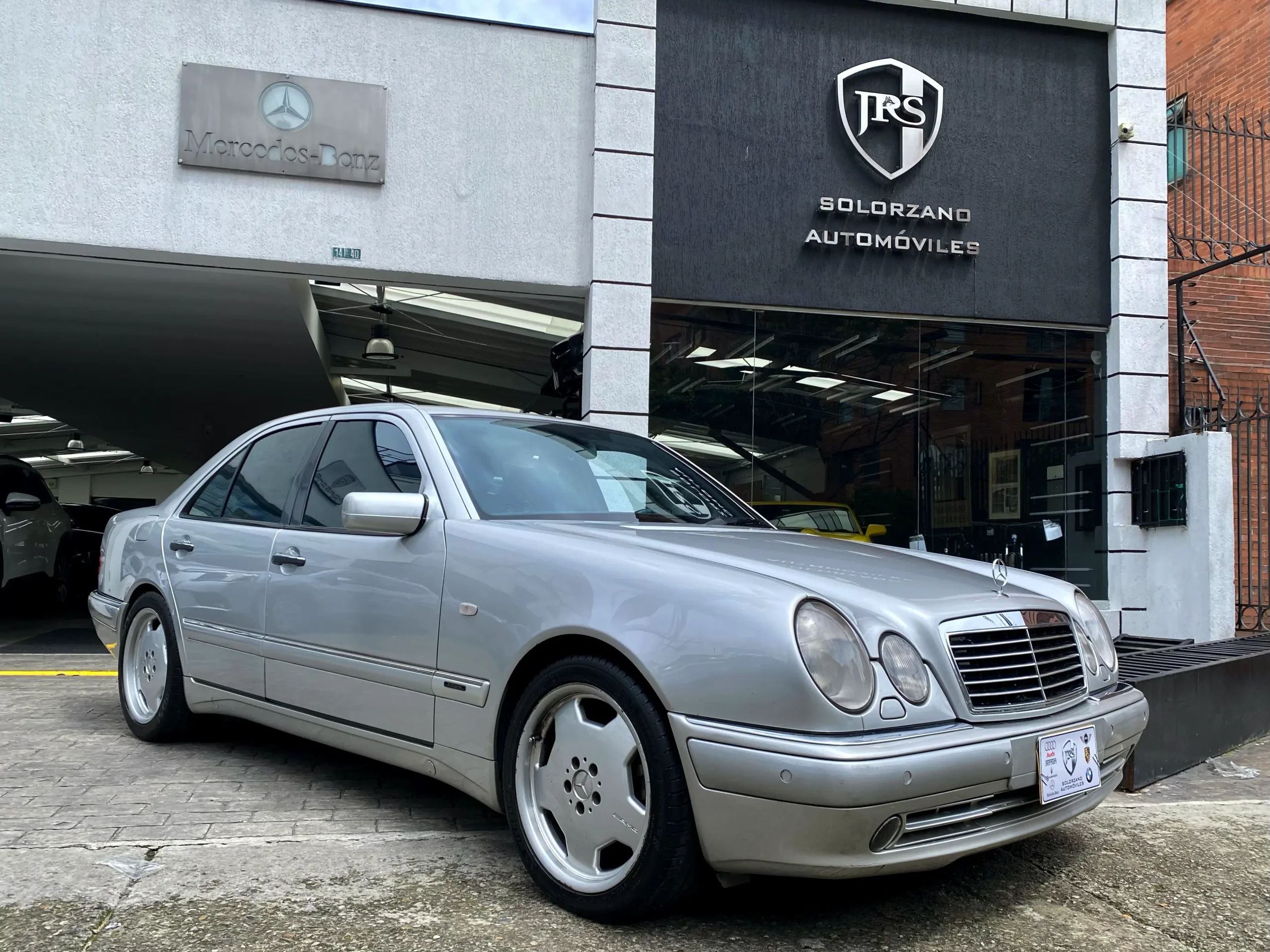 Mercedes Benz AMG E55