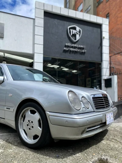 Mercedes Benz AMG E55