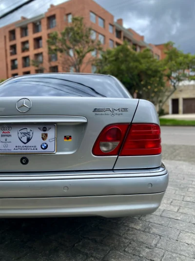 Mercedes Benz AMG E55