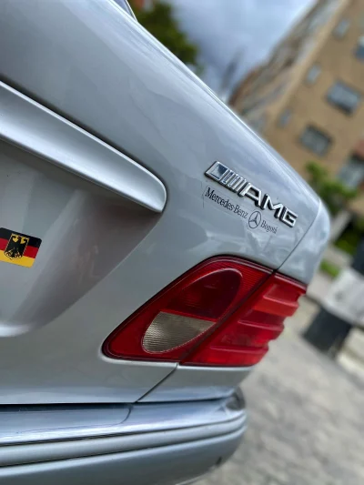 Mercedes Benz AMG E55