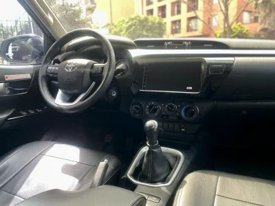 Toyota Hilux D/C 