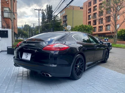 Porsche Panamera S