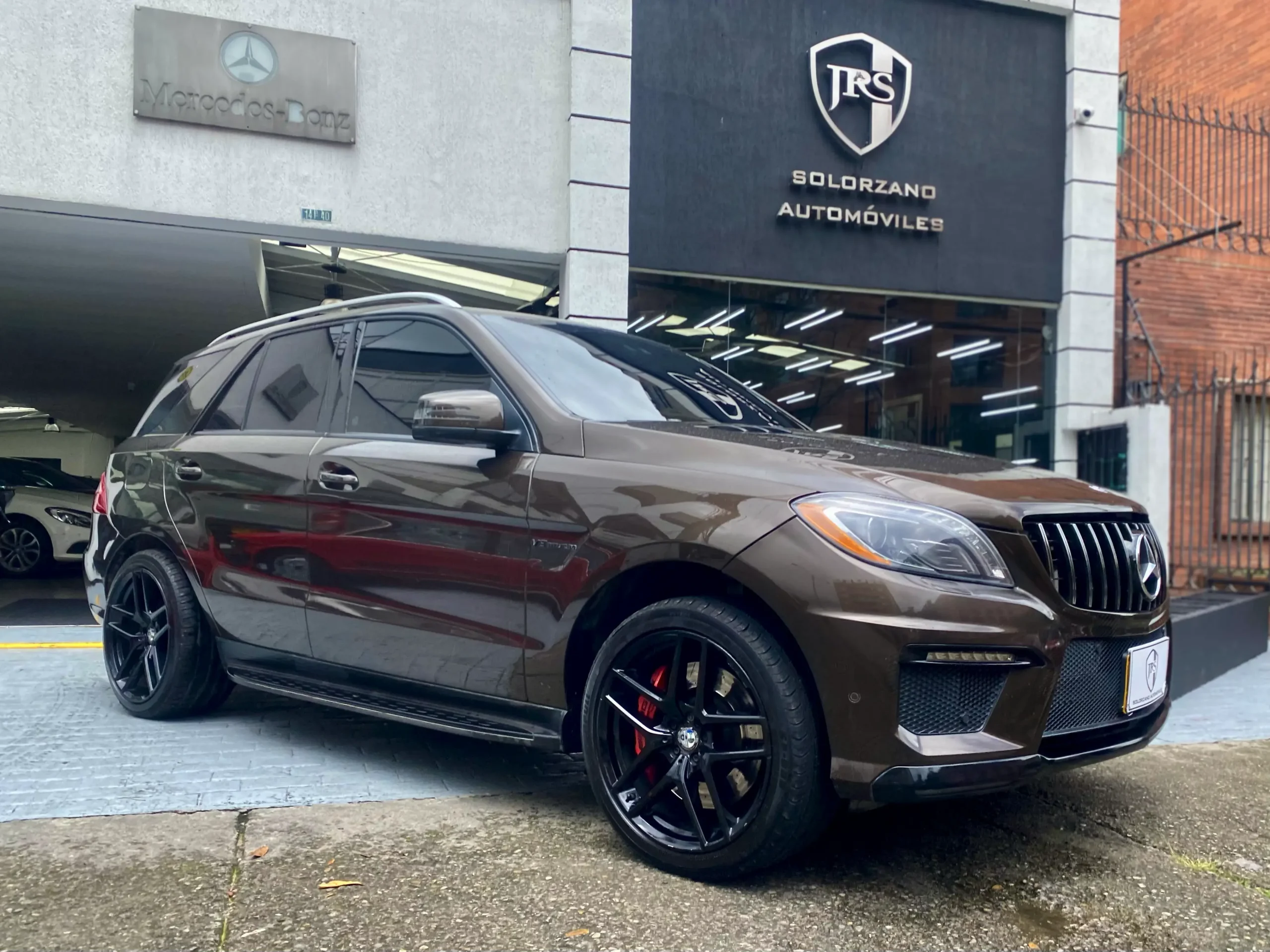 Mercedes Benz ML 63 AMG