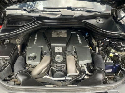 Mercedes Benz ML 63 AMG