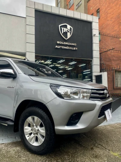 Toyota Hilux 