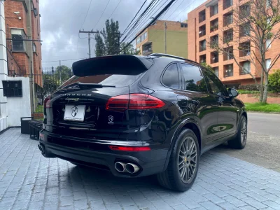 Porsche Cayenne S