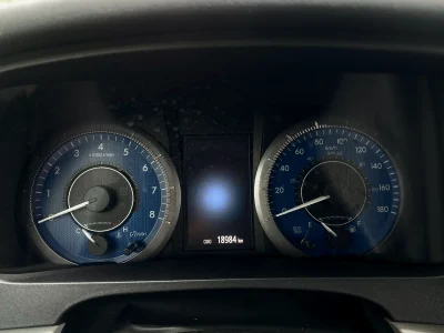 Toyota Sienna LE