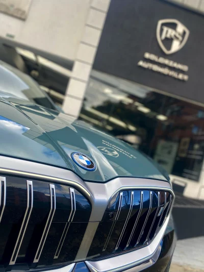 BMW i5