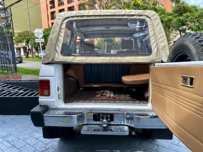 Mitsubishi Montero 