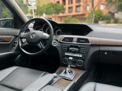 Mercedes Benz C220 CDI