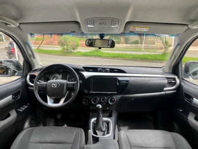 Toyota Hilux 4×4
