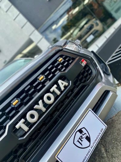 Toyota Hilux 4×4