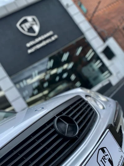 Mercedes Benz E500