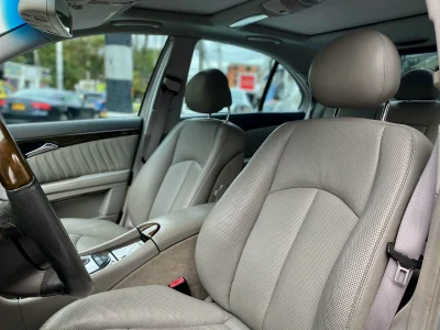 Mercedes Benz E500