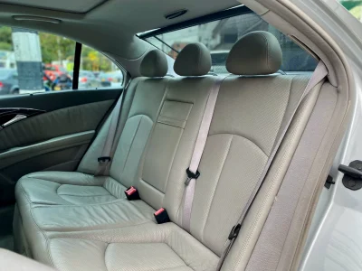 Mercedes Benz E500