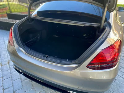 Mercedes Benz C200