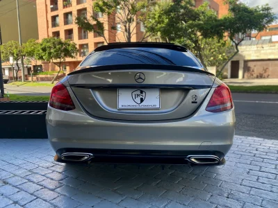 Mercedes Benz C200
