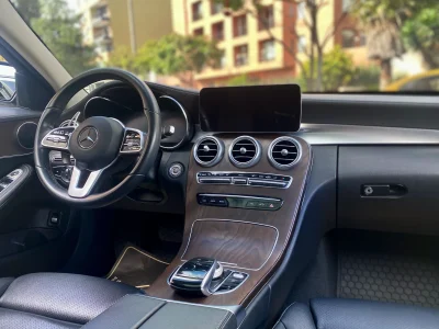 Mercedes Benz C200