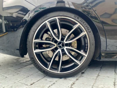 Mercedes Benz AMG CLA35