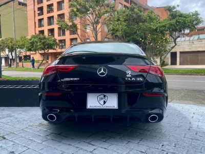 Mercedes Benz AMG CLA35