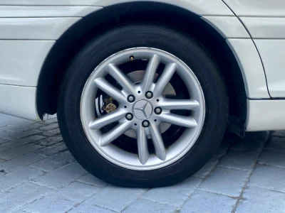 Mercedes Benz C180