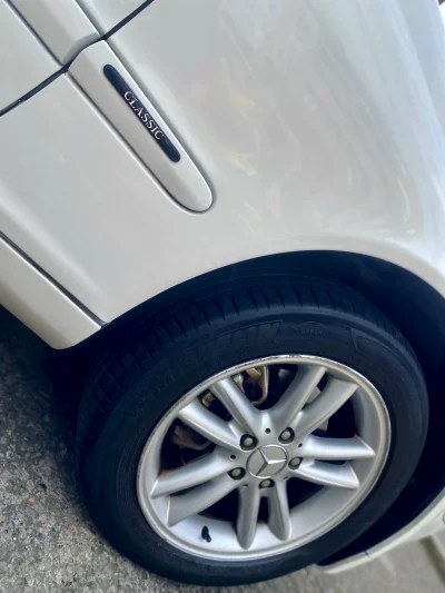 Mercedes Benz C180