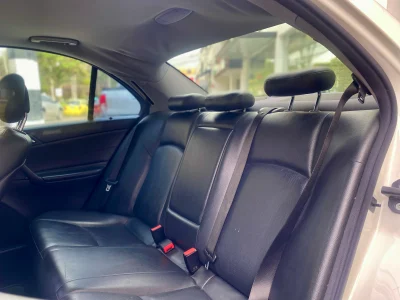 Mercedes Benz C180