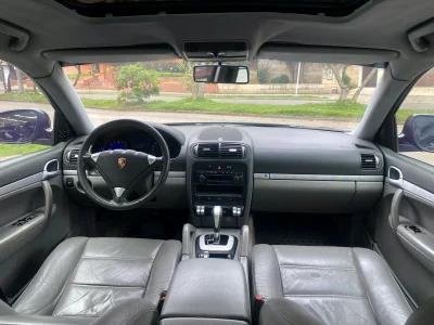 Porsche Cayenne 