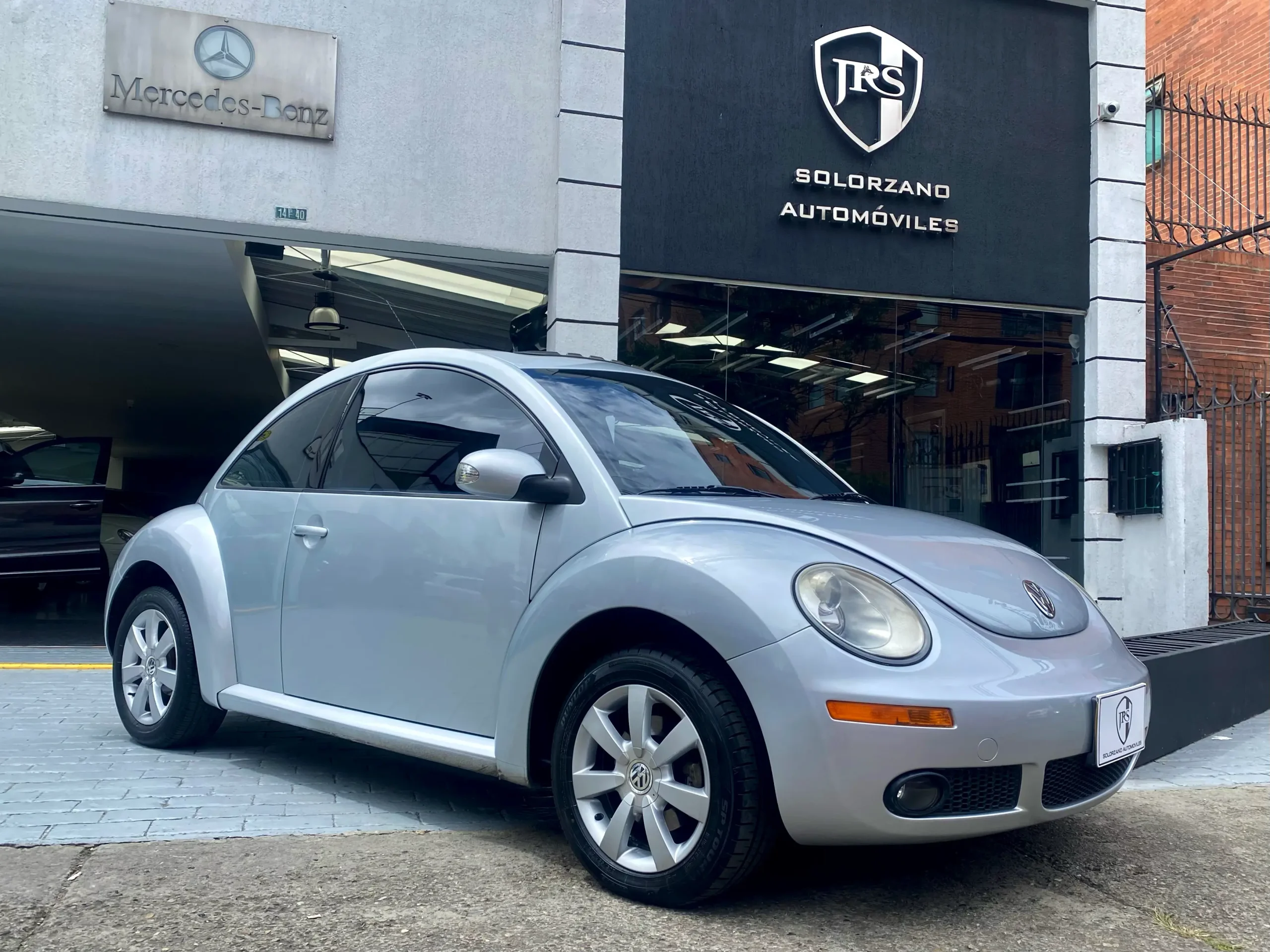Volkswagen New Beetle 