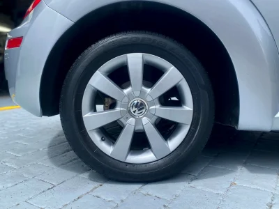 Volkswagen New Beetle 