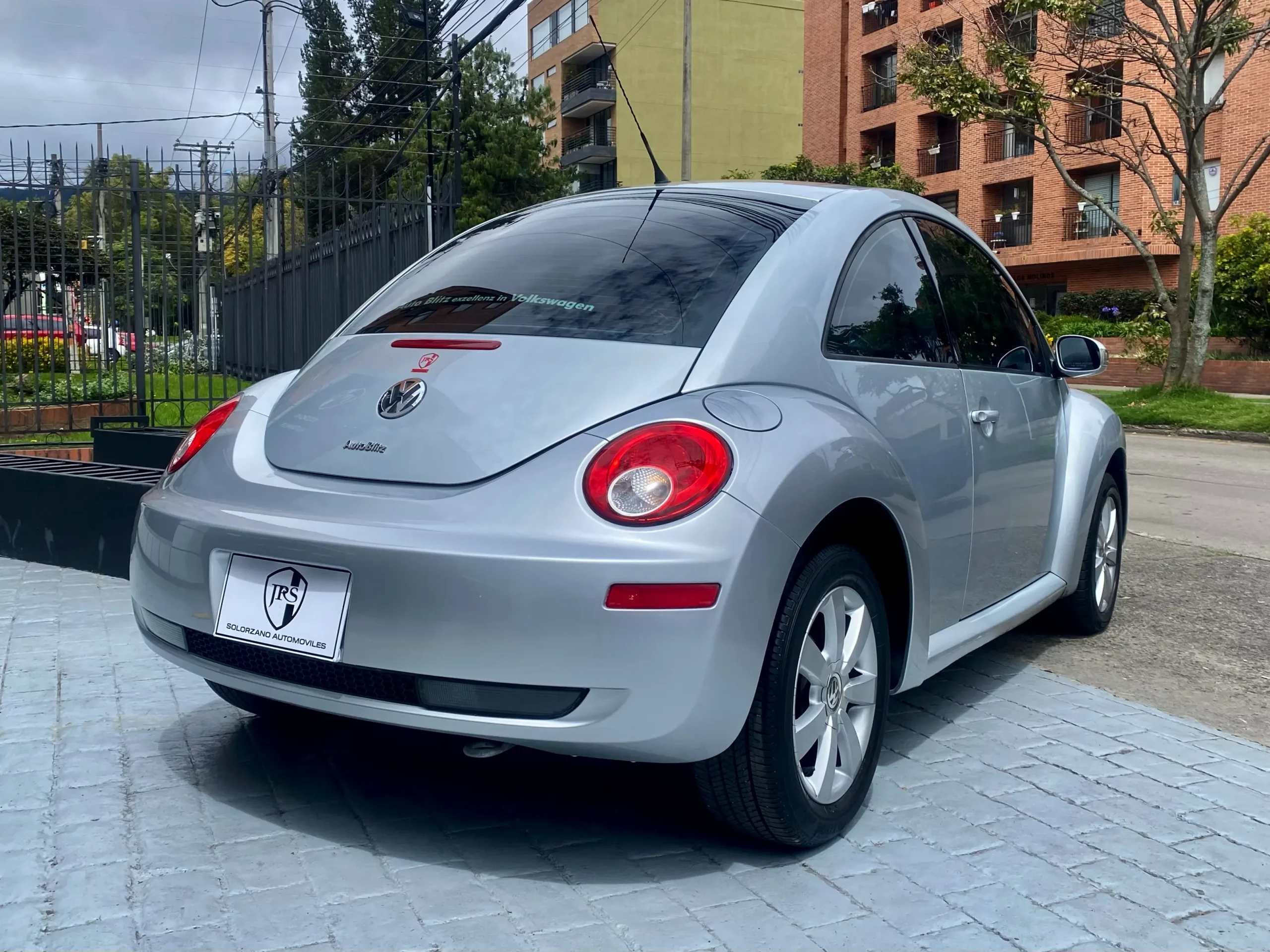 Volkswagen New Beetle 