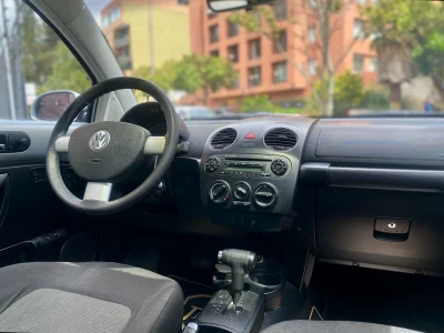 Volkswagen New Beetle 
