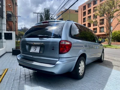 Chrysler Tow & Country 