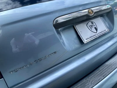 Chrysler Tow & Country 