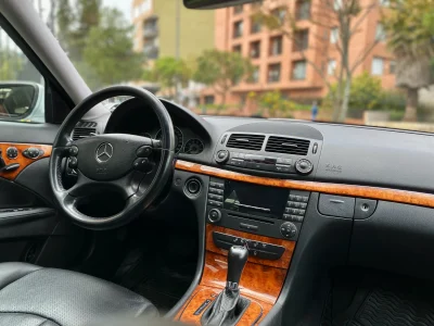 Mercedes Benz E350