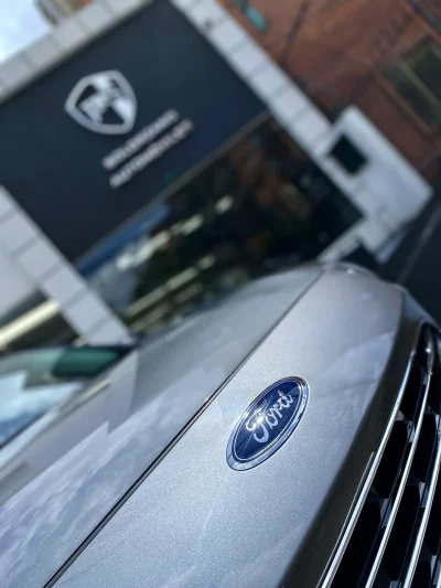 Ford Escape Titanium HEV