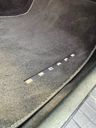 Ford Escape Titanium HEV
