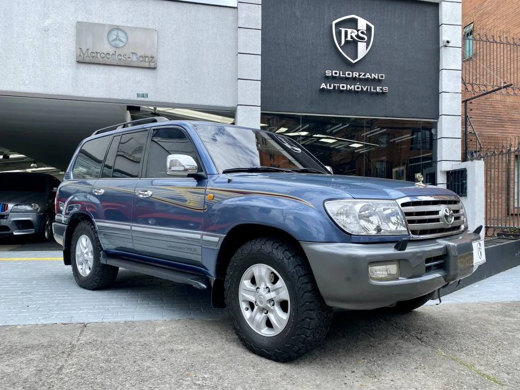 Toyota Land Cruiser 